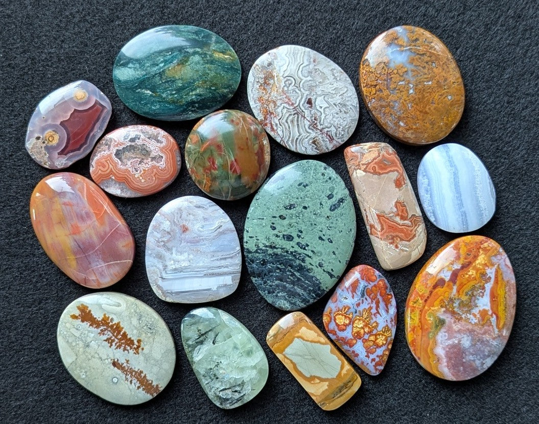 Cabochons