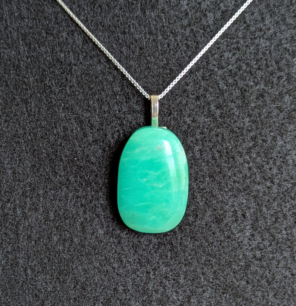 Chrysoprase Pendant with Bail