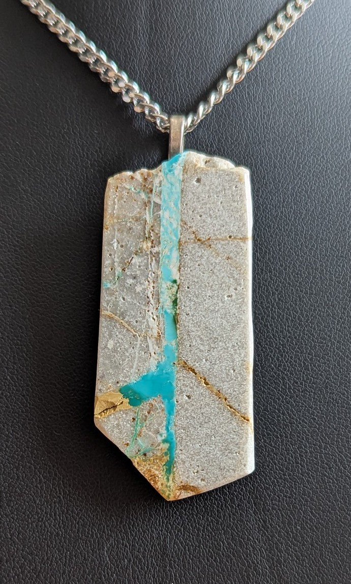 Royston Ribbon Turquoise Cabochon Pendant with chain